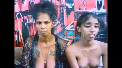 Snapshot of sexyva4u2luv chatting on March 10, 1:10 pm sexyva4u2luv online show from March 10, 1:10 pm