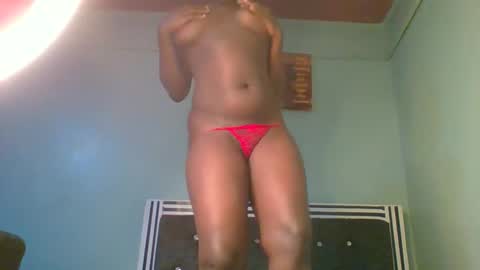 VIVIAN online show from October 16, 1:33 pm