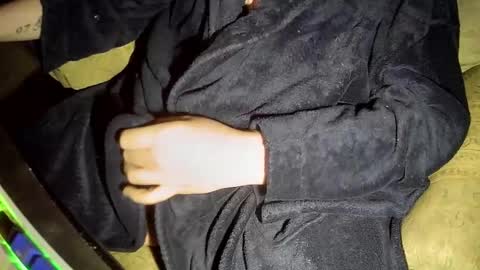 no face online show from March 1, 9:46 am