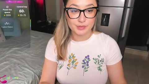 Shaday online show from May 11, 2:35 pm