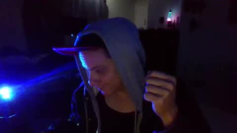 shades455 online show from April 25, 4:37 pm