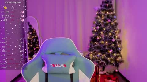 Lisa3 online show from December 18, 2:45 pm