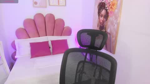 Snapshot of shaleena_ chatting on September 9, 8:42 pm Shalena  online show from September 9, 8:42 pm