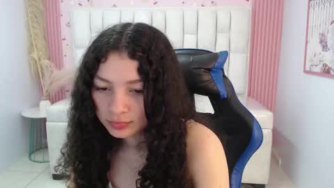 Shalon  online show from November 26, 3:31 pm