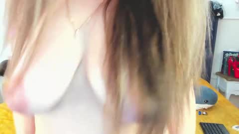 Svetlana ...........help me get 100 reactions before the end of the year Thumb up if you like me I appreciate it and thank you online show from February 14, 6:02 am