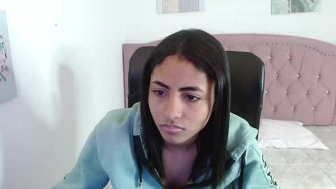 shanelle online show from October 8, 4:07 am