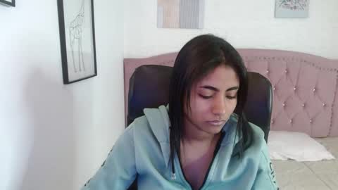 shanelle online show from October 20, 3:22 am