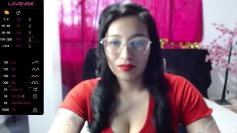 Snapshot of shanel_passion chatting on February 22, 9:15 pm Shanel online show from February 22, 9:15 pm