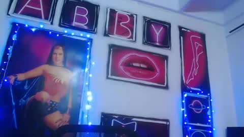 Shanell Moore online show from February 7, 4:35 pm