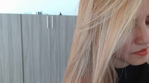 you shannon online show from January 18, 10:19 pm