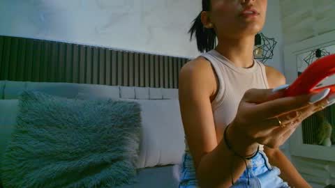 SHANON online show from April 1, 7:11 pm