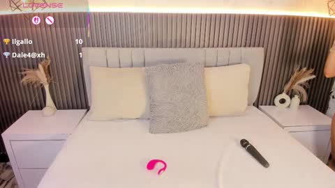 SHANON online show from October 9, 7:52 pm