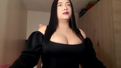 Cami Ortiz independent model online show from February 8, 3:30 am