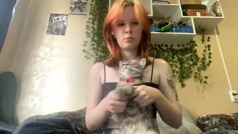 Kristin online show from October 17, 6:06 am