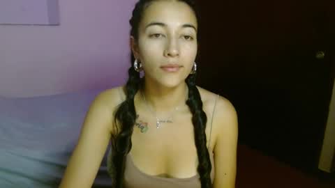 shantal_d03 online show from December 19, 2:34 am