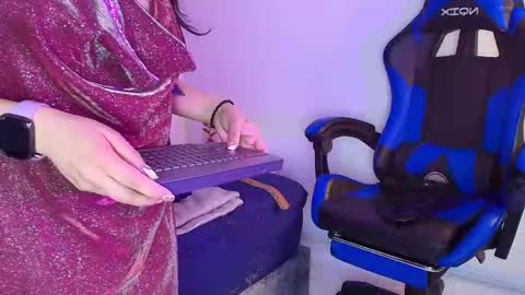 shantey online show from October 17, 4:22 pm