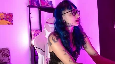 sharaross1 online show from October 21, 5:01 am