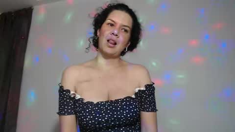 sharickleon11 online show from October 30, 2:45 am