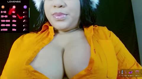 sharoll the queen of the milk show online show from November 8, 4:04 am