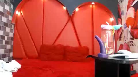 Sharon online show from May 15, 5:09 pm