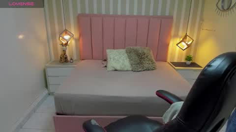 M A G N O  online show from October 14, 7:17 pm