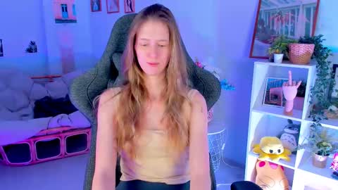 Sharon online show from March 6, 7:21 pm