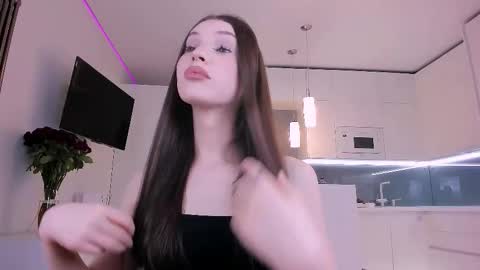 Sharon online show from October 4, 9:01 pm