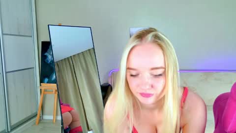 Shawty Mia online show from April 18, 7:07 pm