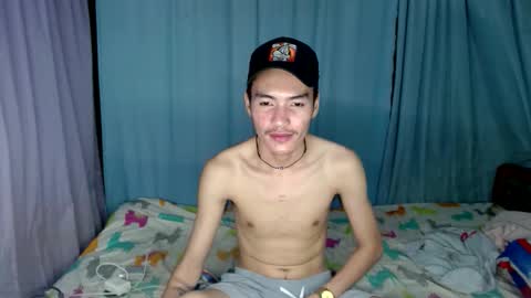 eryx online show from April 16, 7:03 pm