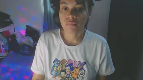 Shayna online show from February 17, 1:33 pm