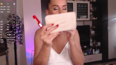 Sheila GMT 2 Tuesday Wednesday Friday Saturday Sunday- 8  5  online show from November 11, 5:31 am