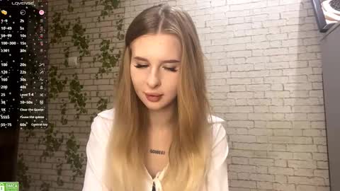 Jenny online show from November 7, 8:55 pm