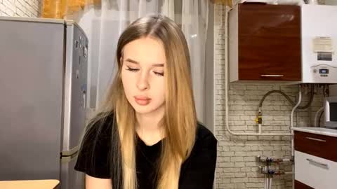 Jenny online show from October 16, 8:18 pm