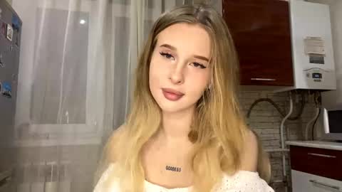 Jenny online show from September 29, 8:19 pm