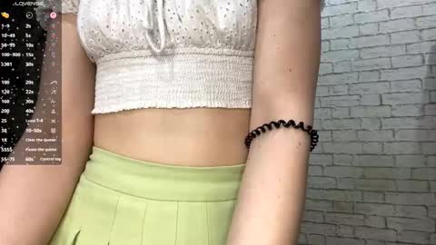 Jenny online show from November 4, 8:32 pm