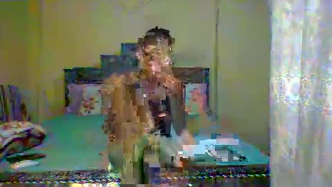 Snapshot of shelia420715 chatting on January 8, 8:29 pm shelia420715 online show from January 8, 8:29 pm