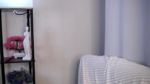 Lina online show from February 16, 2:15 pm