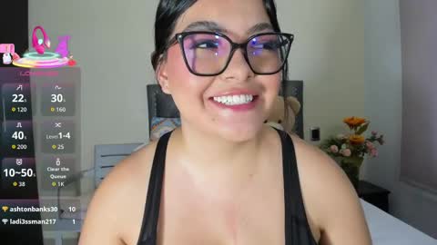 S H E L L  online show from May 12, 12:08 am