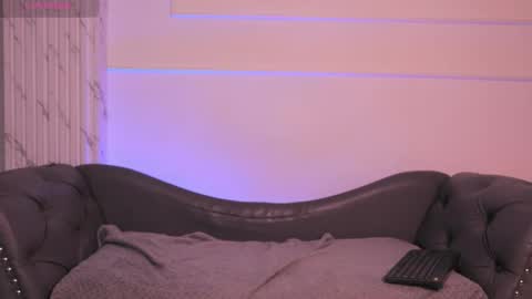  Transmission schedule Monday - Friday 715 am to 200 pm time Colombia  online show from October 11, 3:05 pm