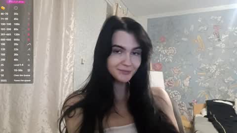 Mila online show from November 7, 2:30 pm