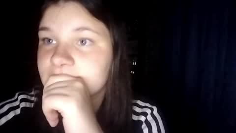 Shelly online show from June 9, 6:40 pm