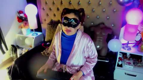 shera hade online show from March 10, 12:18 am