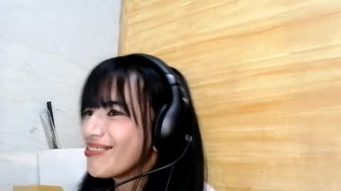 Kimbery online show from May 3, 1:28 pm