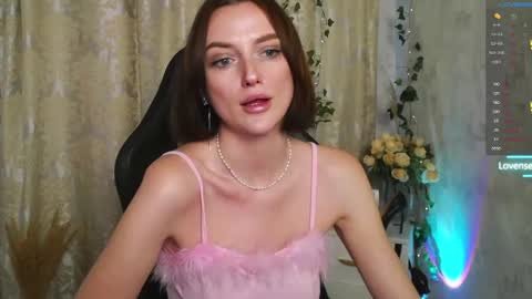 Snapshot of sheslike_firstlove chatting on September 10, 4:08 pm Vanessa online show from September 10, 4:08 pm