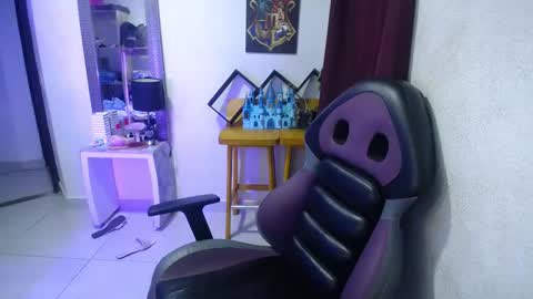 shining_star69 online show from October 21, 6:29 am