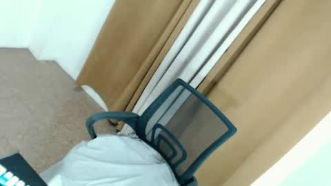 Hot Jessie online show from May 17, 10:46 am