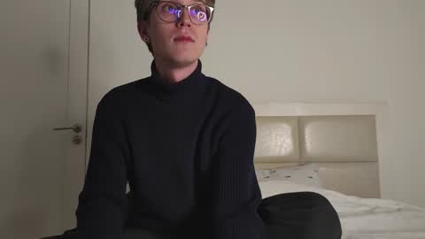 Matthew online show from March 15, 8:56 pm