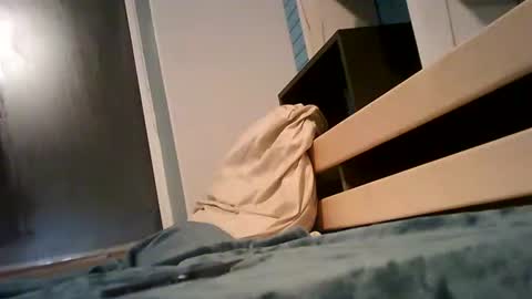 shirogane2004 online show from January 7, 8:03 pm