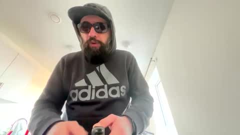 Shady online show from February 14, 8:50 am