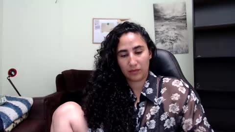 Sofia online show from November 4, 6:09 pm